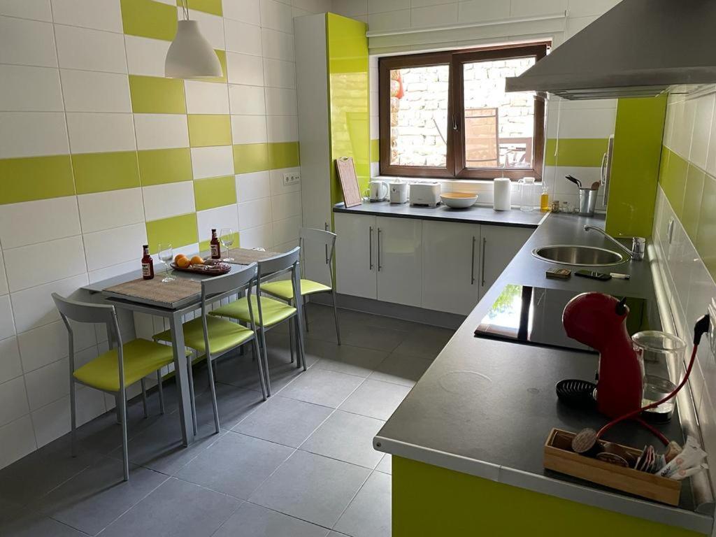 Apartamentos Los Tojos Colsa 外观 照片